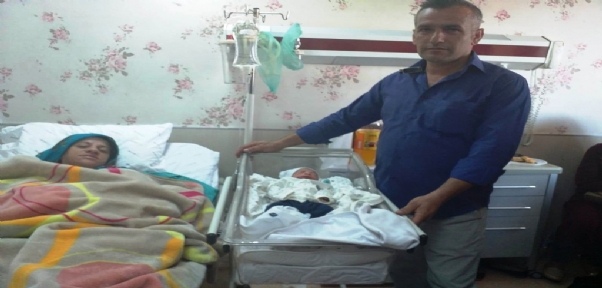 26 Yıl Sonra 15 Temmuz`da Doğan Bebeklerine Ömer Halis İsmini Verdiler