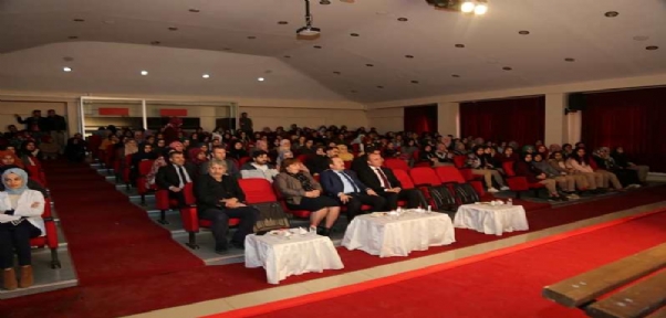 "Akif Ve Asım" Adlı Tiyatro Sahnelendi