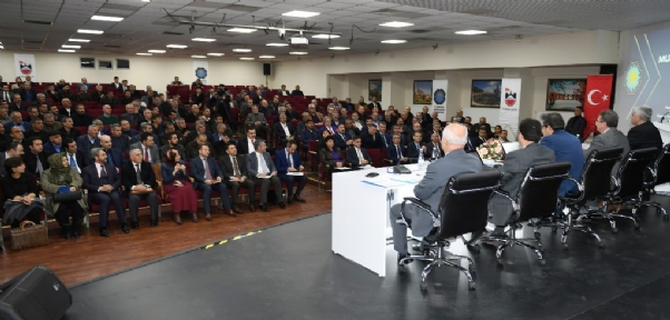 Vali Güzeloğlu: "Diyarbakırlılara suyu maliyetinin altında ulaştırıyoruz"