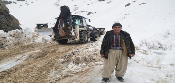 Ömrü dozerde geçti