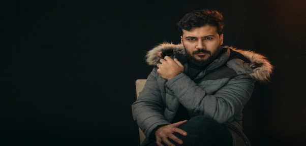 Hayırsever genç model Rezan Sinjari`den kira yardımı