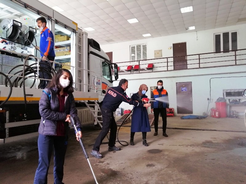 Diyarbakır AFAD gönüllülerine teorik ve uygulamalı eğitim verildi