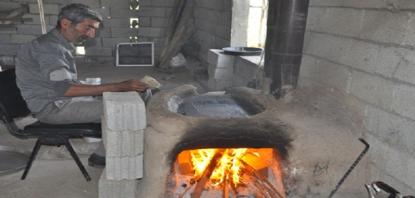 Taş Değirmen Sayesinde 13 Nüfusa Bakıyor