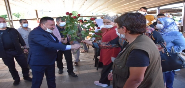 Cumhurbaşkanı Erdoğan`ın `Gönül seferberliği` çağrısına ilk destek Bağlar Belediyesinden
