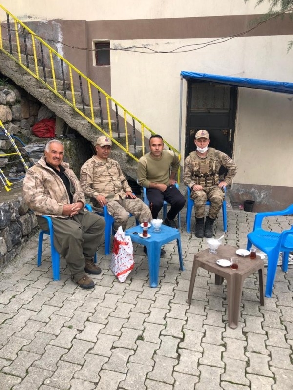 MEHMETÇİK ŞEHİT YAKINLARI VE GAZİLERLE BİR ARAYA GELDİ