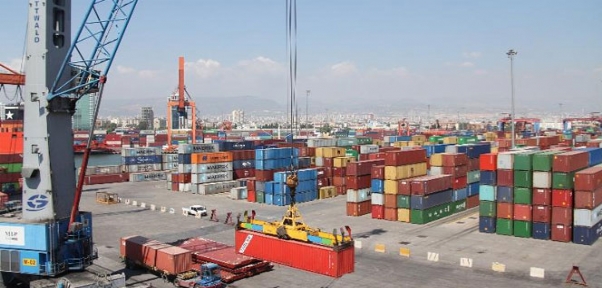 Ağustos Ayında İhracat Yüzde 5,7 Azaldı, İthalat Yüzde 20,4 Arttı