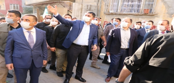 Bakan Kurum: "Siirt`te Ulu Cami`nin Etrafında Kentsel Dönüşüm Projesi Gerçekleştirileceğiz"