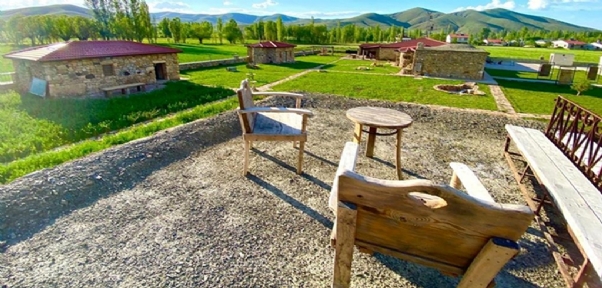 Türkiye`nin En Büyük Açık Hava Müzesi Turizm Sezonunda 12 Bin Ziyaretçiyi Ağırladı