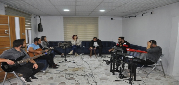 Sağlanan Huzur Ortamı Kültür Ve Sanatta Başarı Getirdi