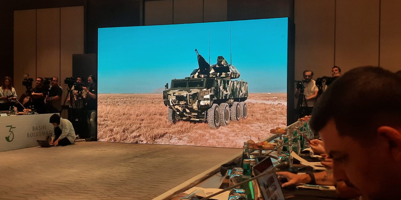 Roketsan, Mobil Hava Savunma Sistemi ‘BURÇ’u ilk kez tanıttı
