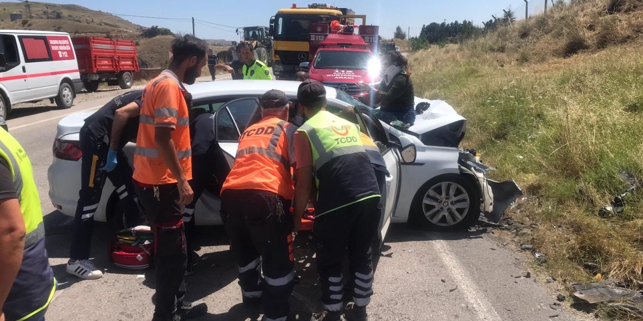 Cenazeye giderken kaza yaptılar: 1 ölü 5 yaralı