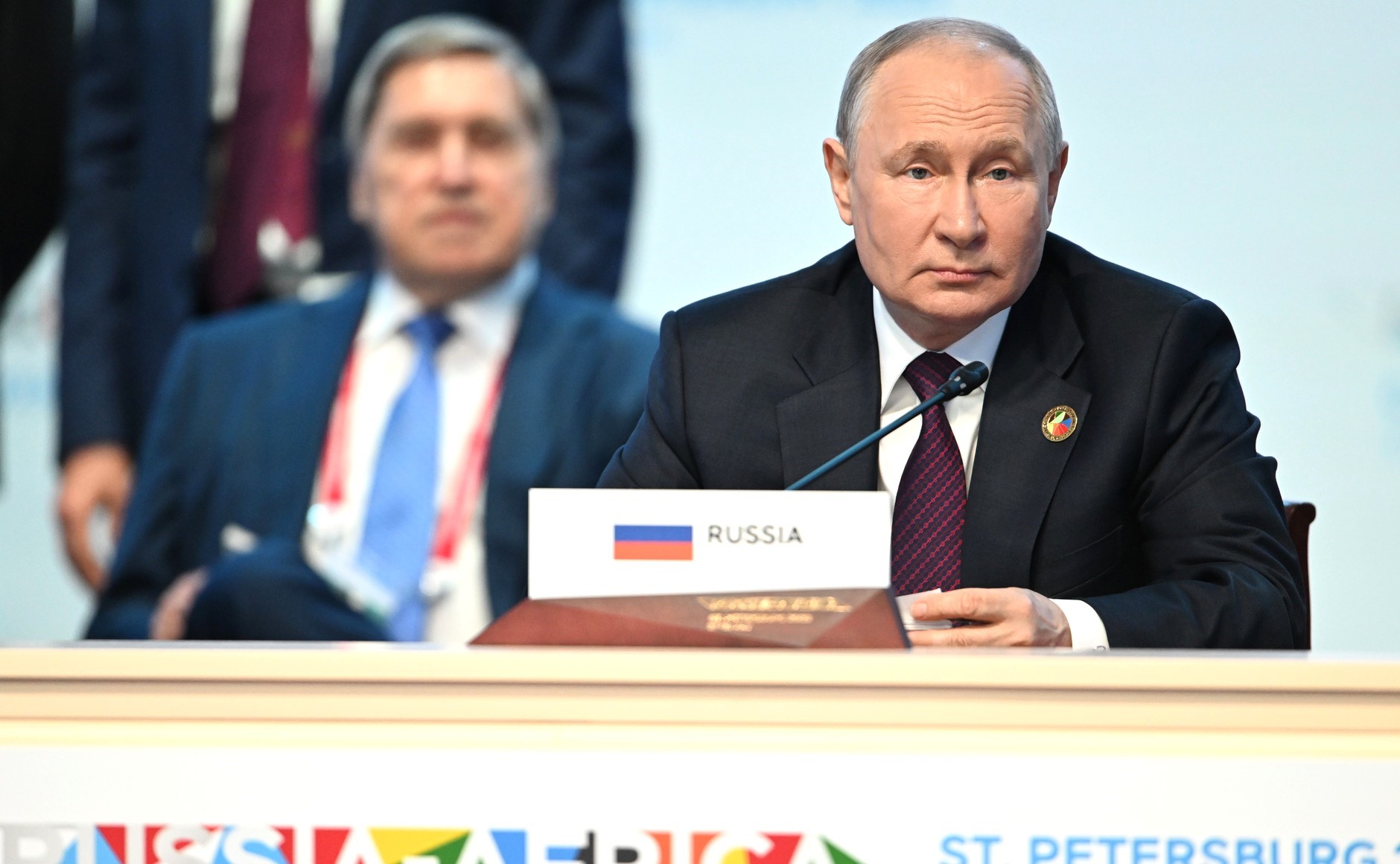 Putin: “Rusya, 40’tan fazla Afrika ülkesine silah tedarik ediyor”