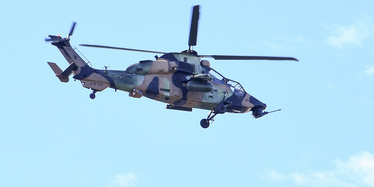 Askeri helikopter düştü: 4 kayıp