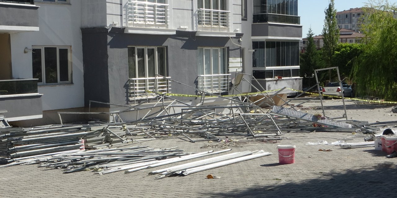 İnşaat iskelesi çöktü: 1 işçi öldü, 2’si yaralandı