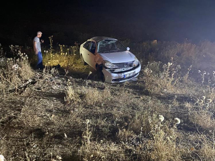 Otomobil takla attı: 1'i bebek 4 yaralı