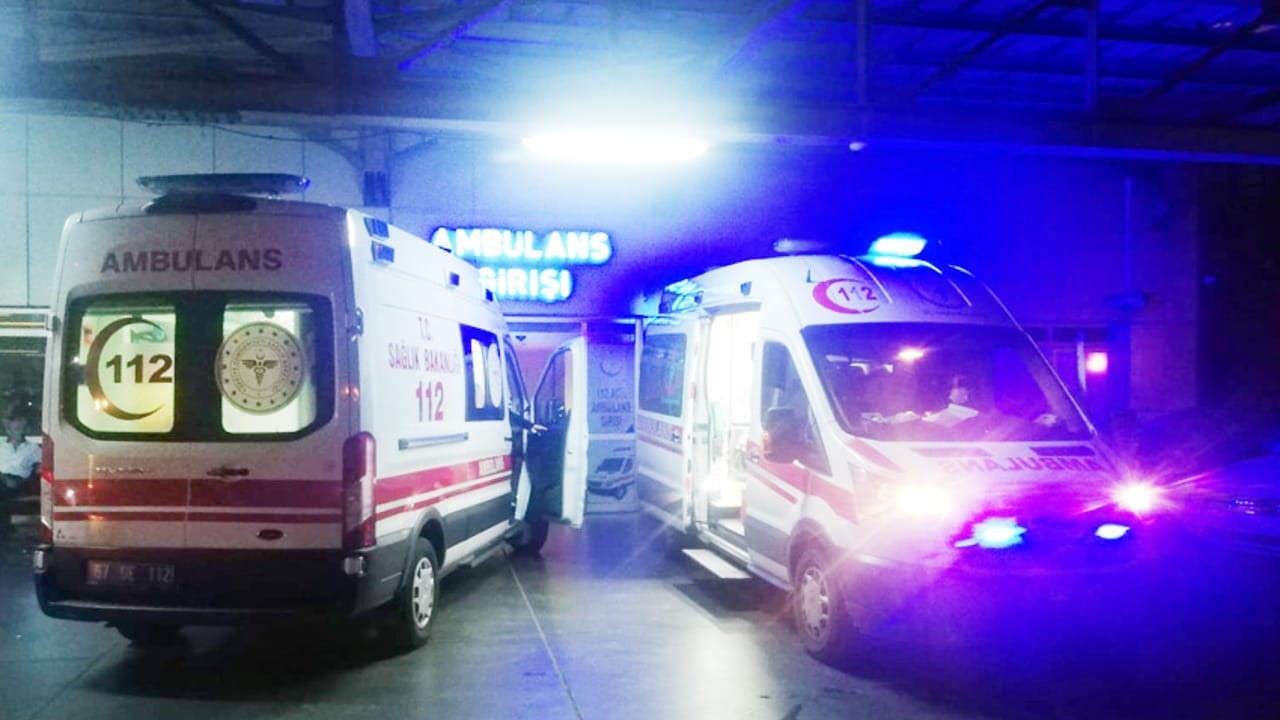 Çıkan kavgada kan aktı: 3 yaralı