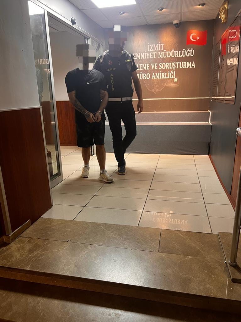 26 YIL 8 AY HAPİS CEZASI İLE ARANAN ŞAHIS YAKALANDI
