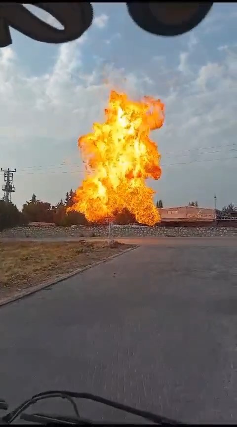 Mobilya fabrikasının santrali bomba gibi patladı.. O anlar kamerada