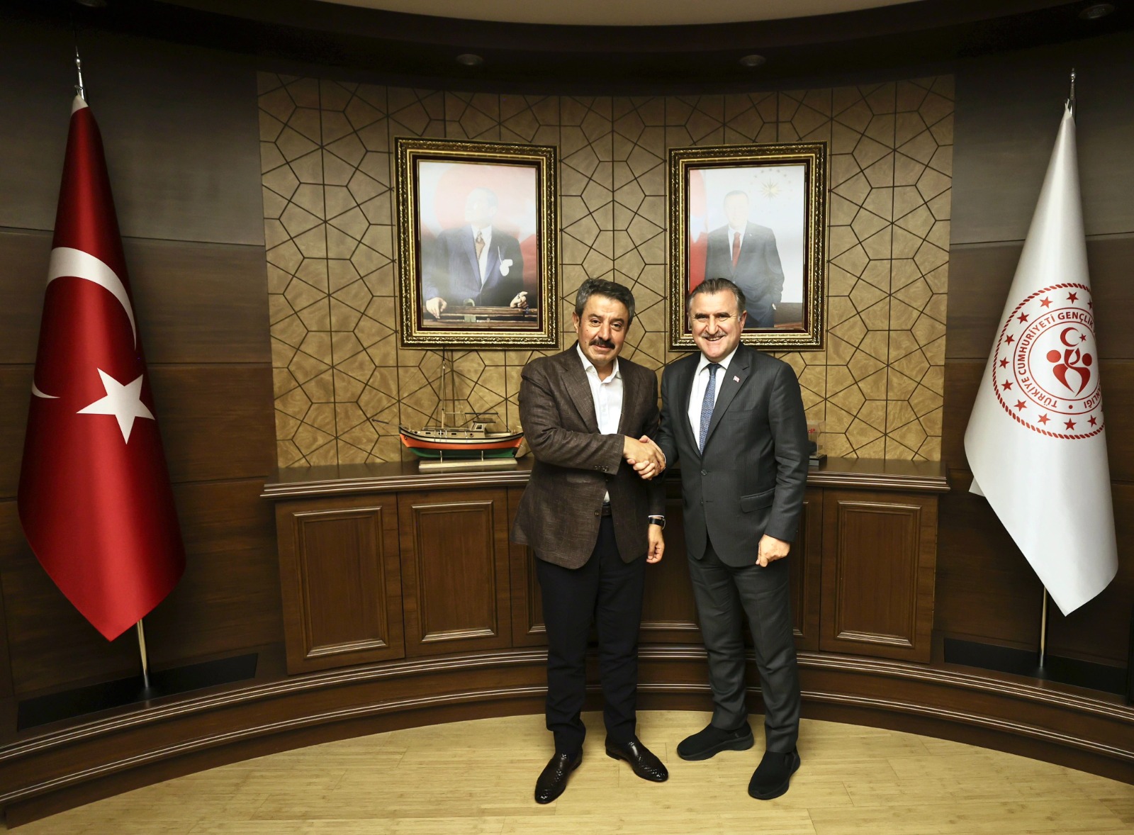 VEKİL TATAR ŞIRNAK’IN EKSİKLERİNİ BAKAN BAK’A İLETTİ