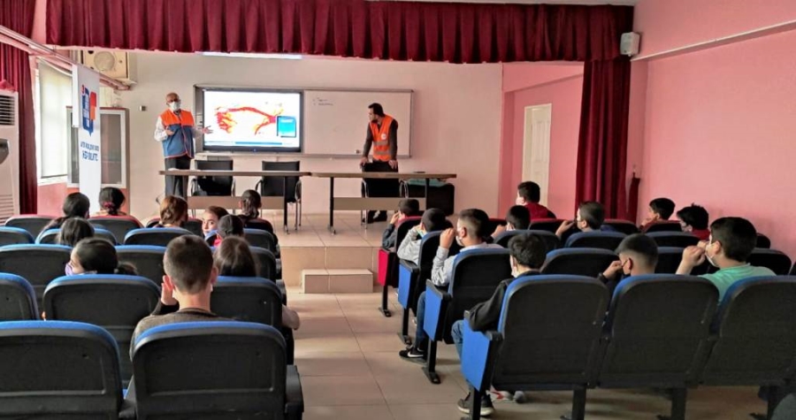 CİZRE’DE ÖĞRENCİLERE TEMEL AFET BİLİNCİ EĞİTİMİ VERİLDİ