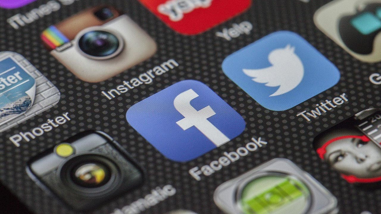 Tayland hükümetinden Facebook'a yasaklama tehdidi