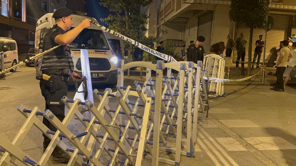 Kahvehaneye silahlı saldırı: 2 ölü, 4 yaralı