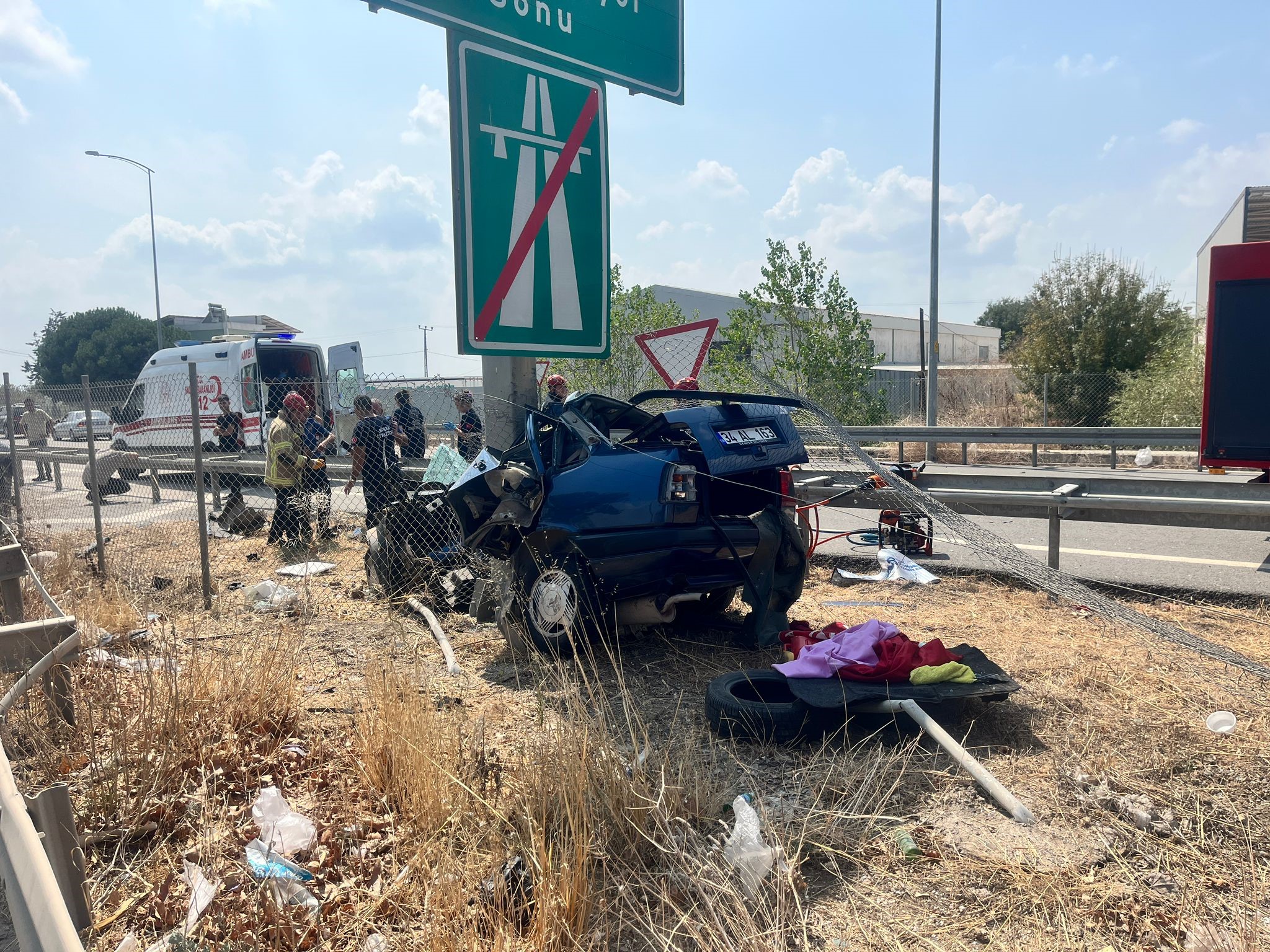 Yoldan çıkan araç kaza yaptı: 1 ölü