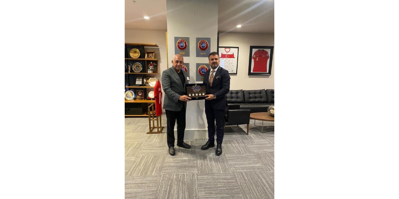 Cizreli İş İnsanı Celal Kadooğlu,TFF Başkanı ile görüştü