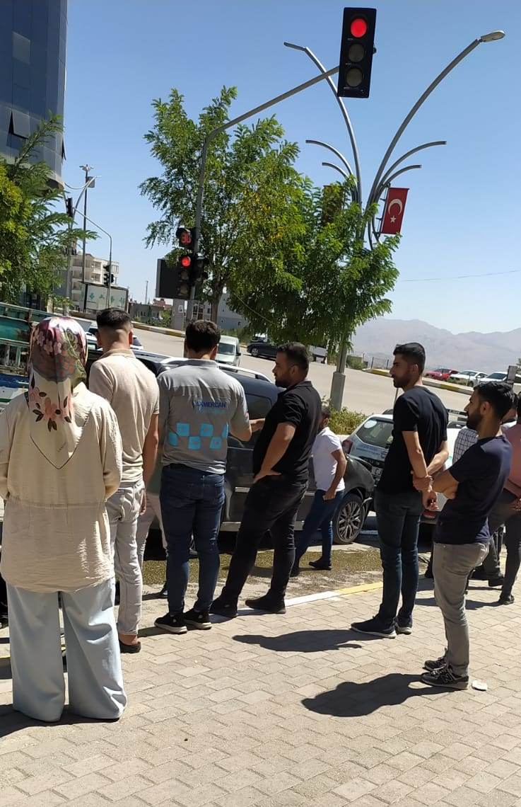 ŞIRNAK'TA ZİNCİRLEME TRAFİK KAZASI