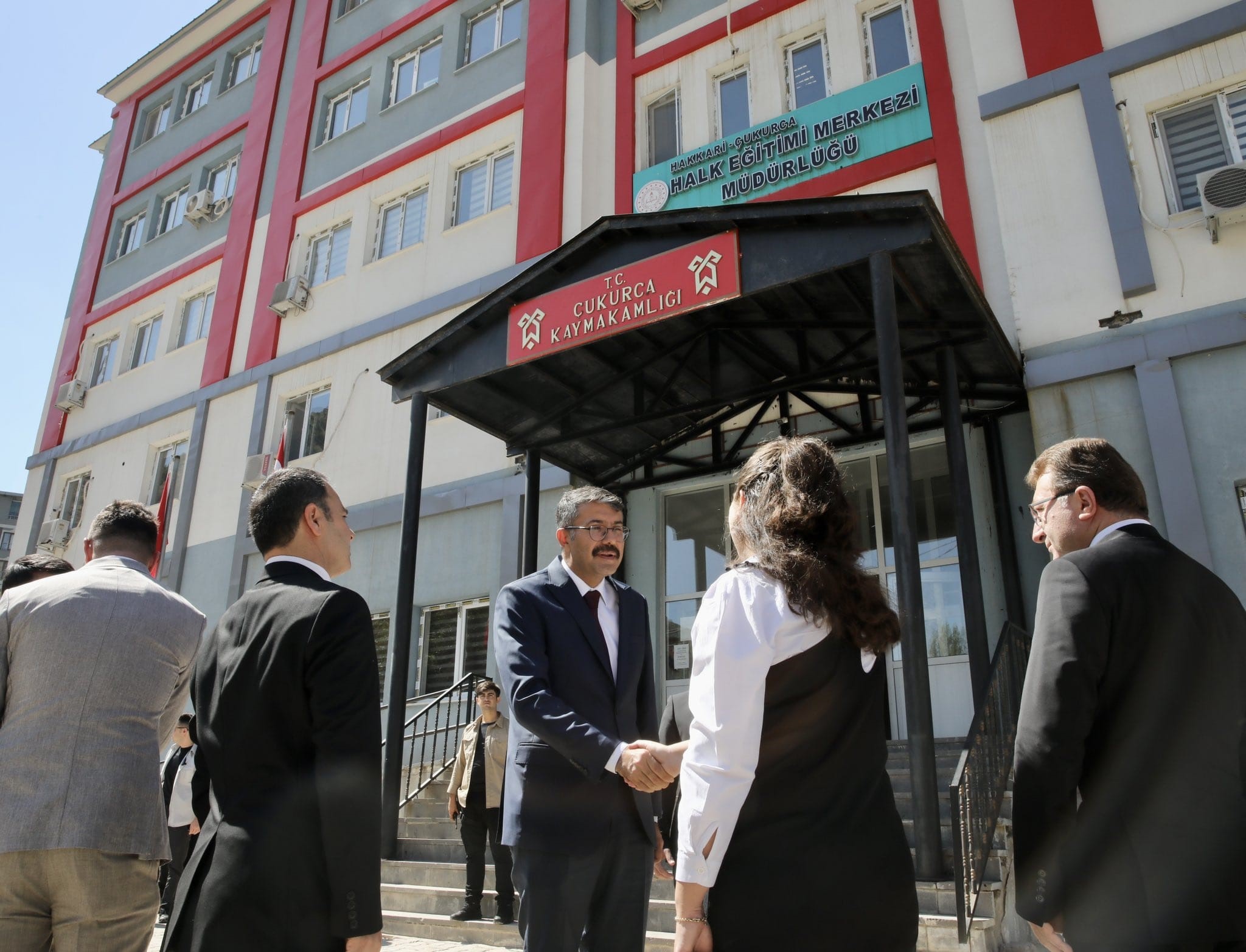 Hakkari Valisinden Çukurca'ya ziyaret