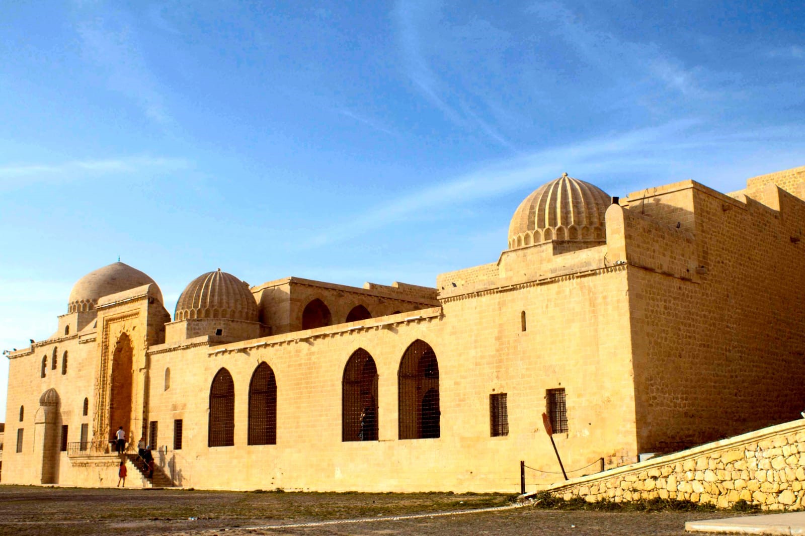 Tarihi Medrese'de Deprem Çatlakları oluştu