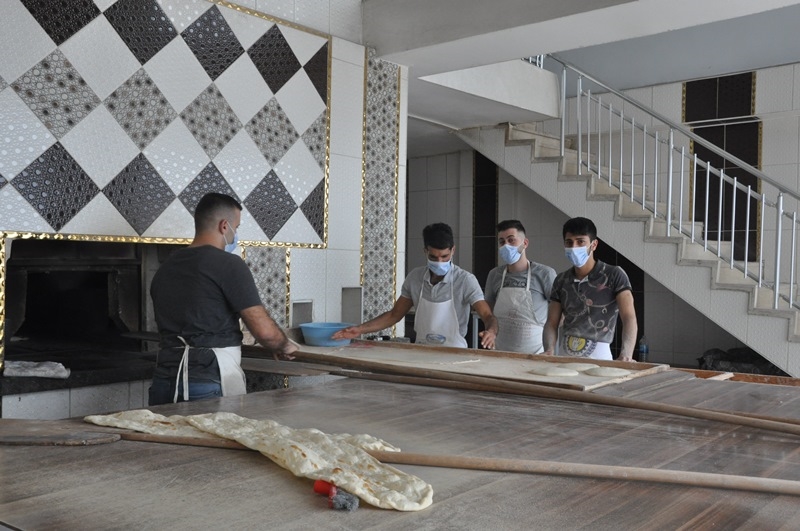 FIRINCILARIN ZORLU RAMAZAN MESAİSİ