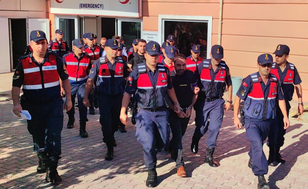 Alacak-verecek kavgasında yeğenini öldüren dayı ile birlikte 2 kişi tutuklandı