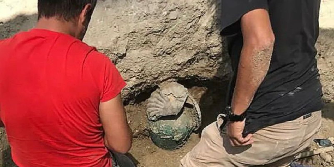 Tarihi  Anavarza Antik Kentte hazine bulundu