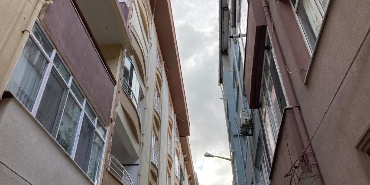 Hırsızlık yapmak istedi canından oldu