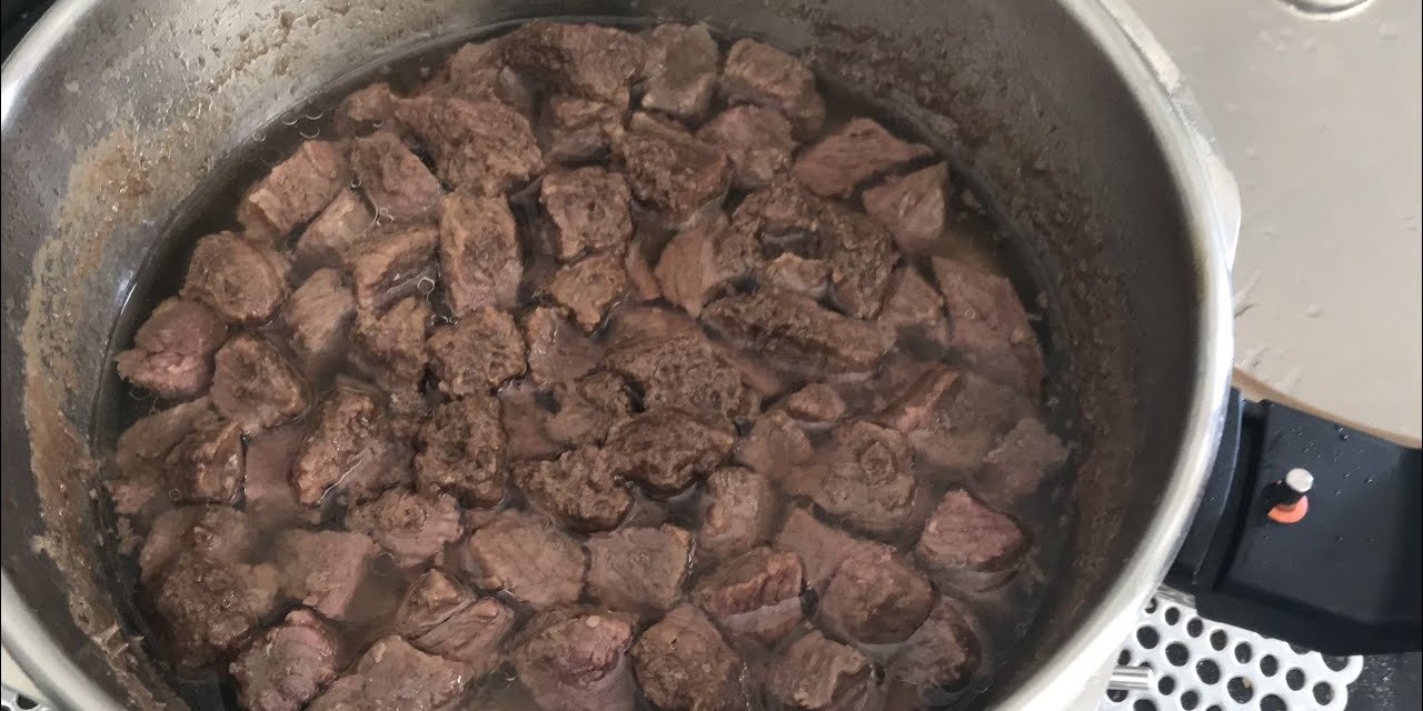 Kavurmaya lezzet katıyor! 1 kaşık eklenince etin lezzeti iki katına çıkıyor....