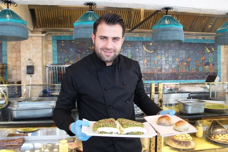 Gaziantep'in yeni tatlıları ‘Bomba’ ve ‘Burger’ baklavaya rakip