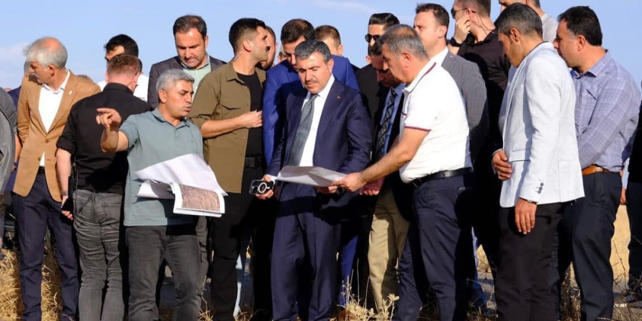 Vali Atay, Köylerde incelemelerde bulundu
