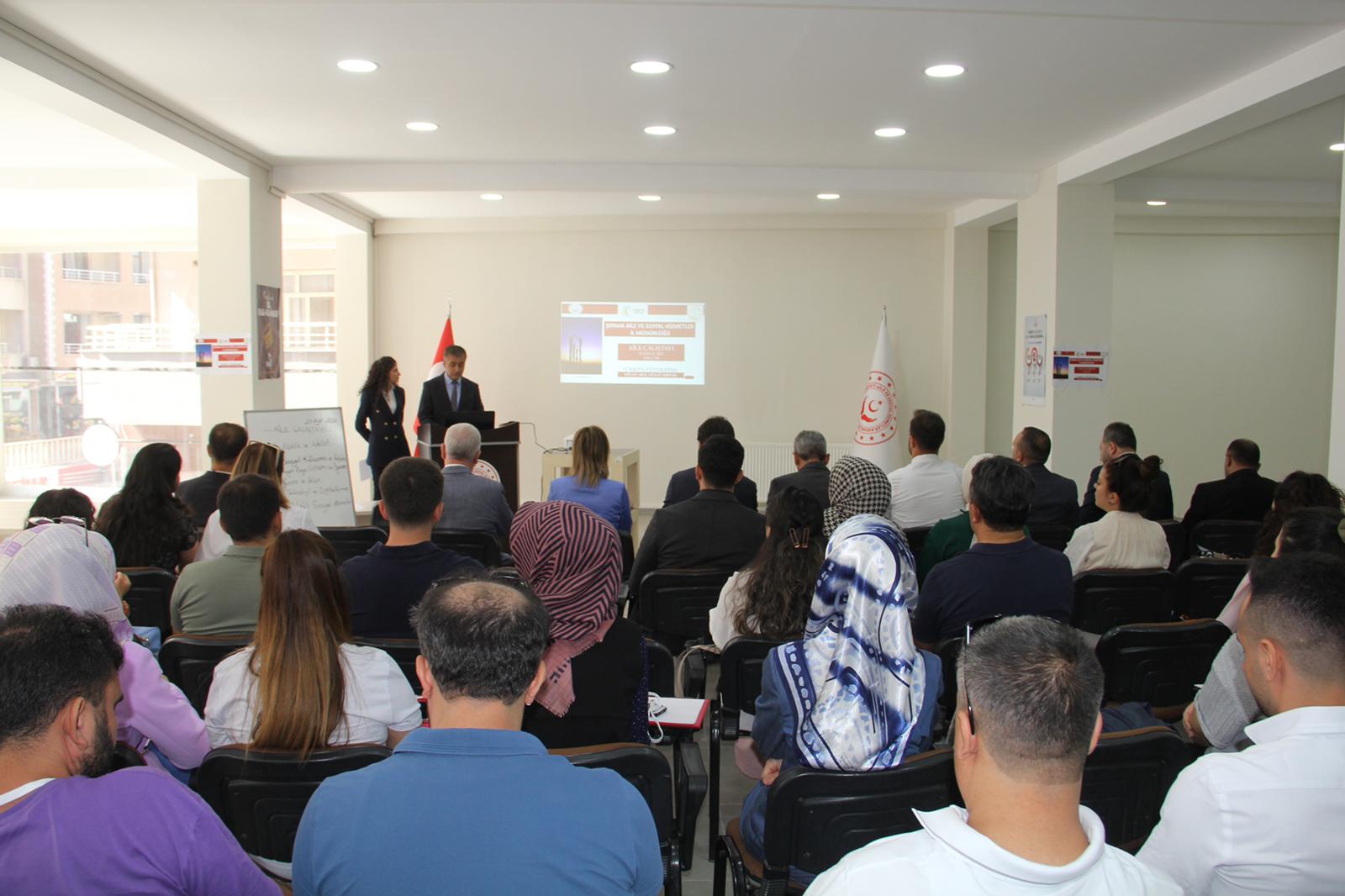 Şırnak’ta “Aile Çalıştayı” düzenlendi