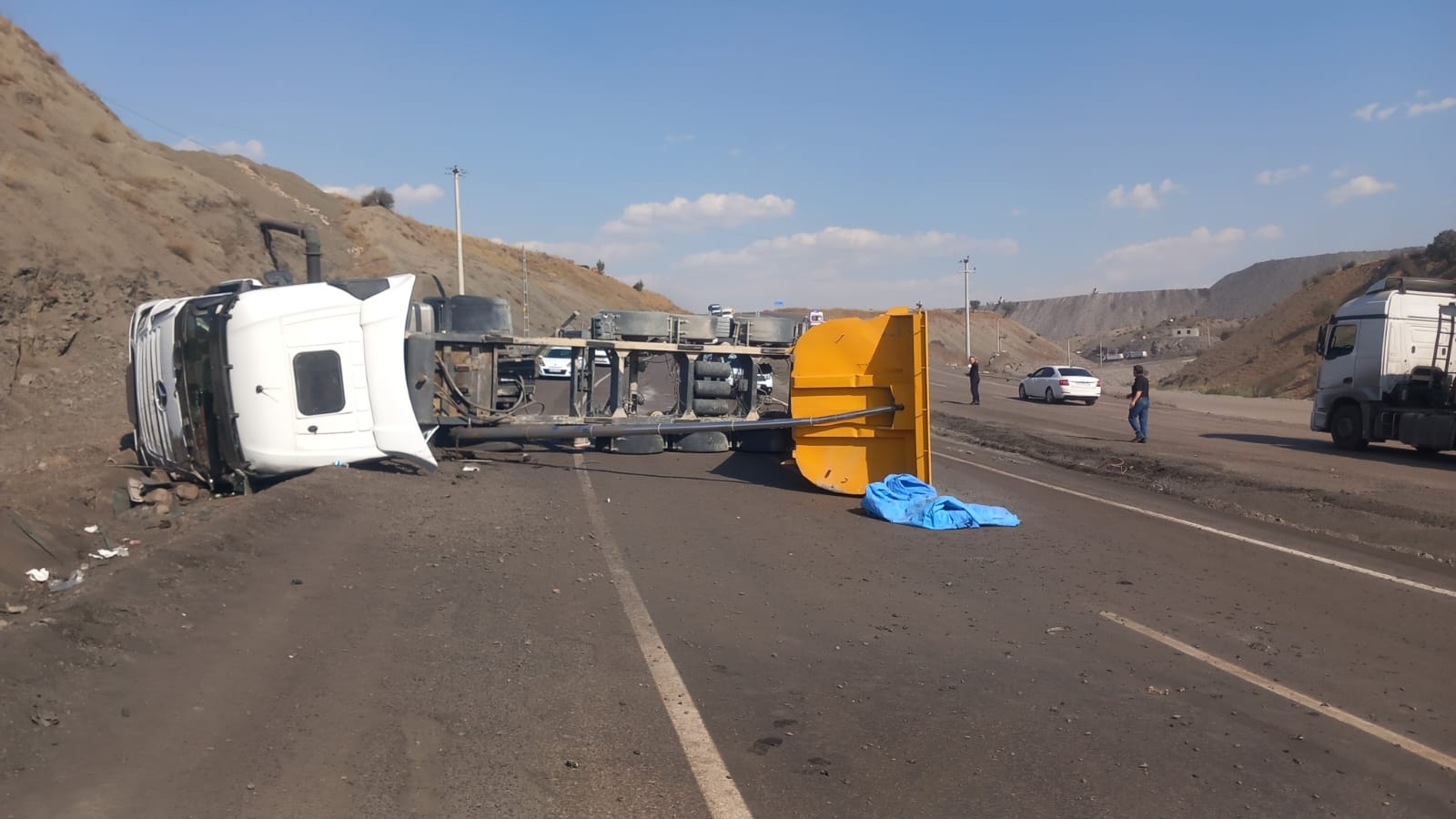 Trafik kazasında 1’i çocuk 3 kişi yaralandı