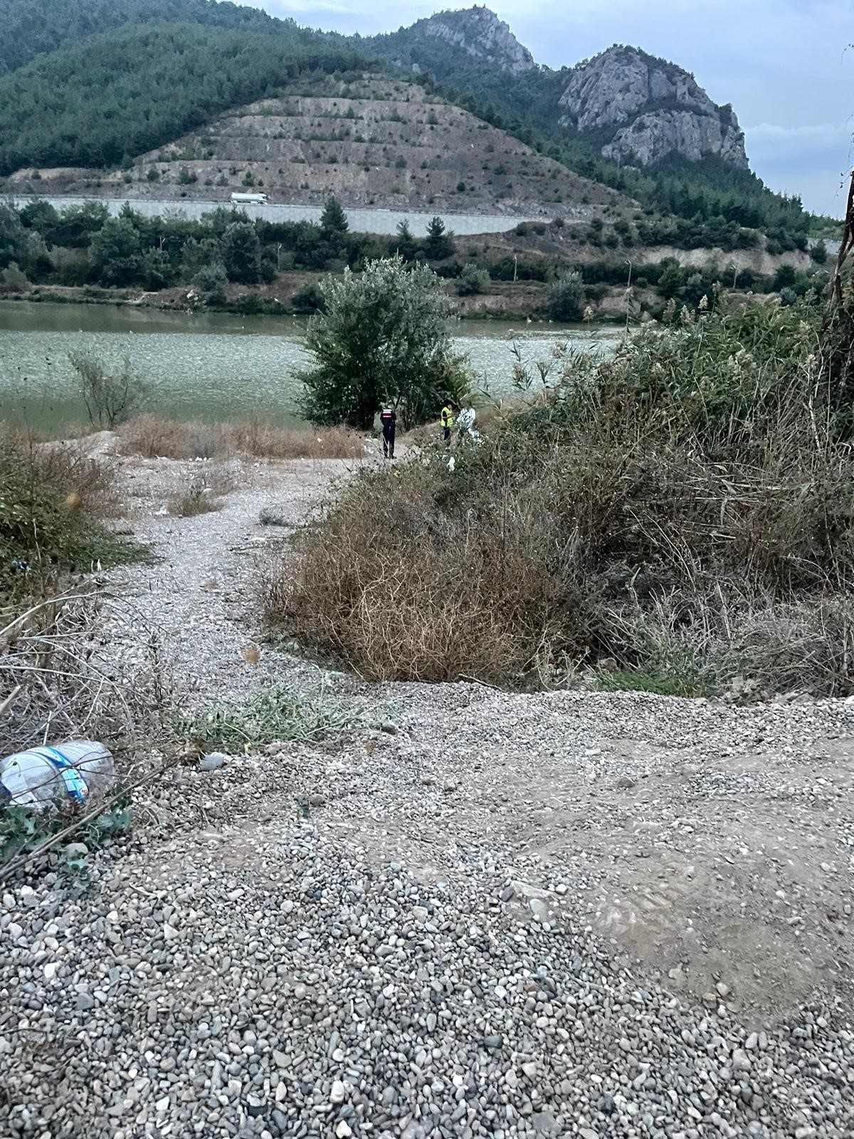 Kayıp şahsın cansız bedeni nehirde bulundu