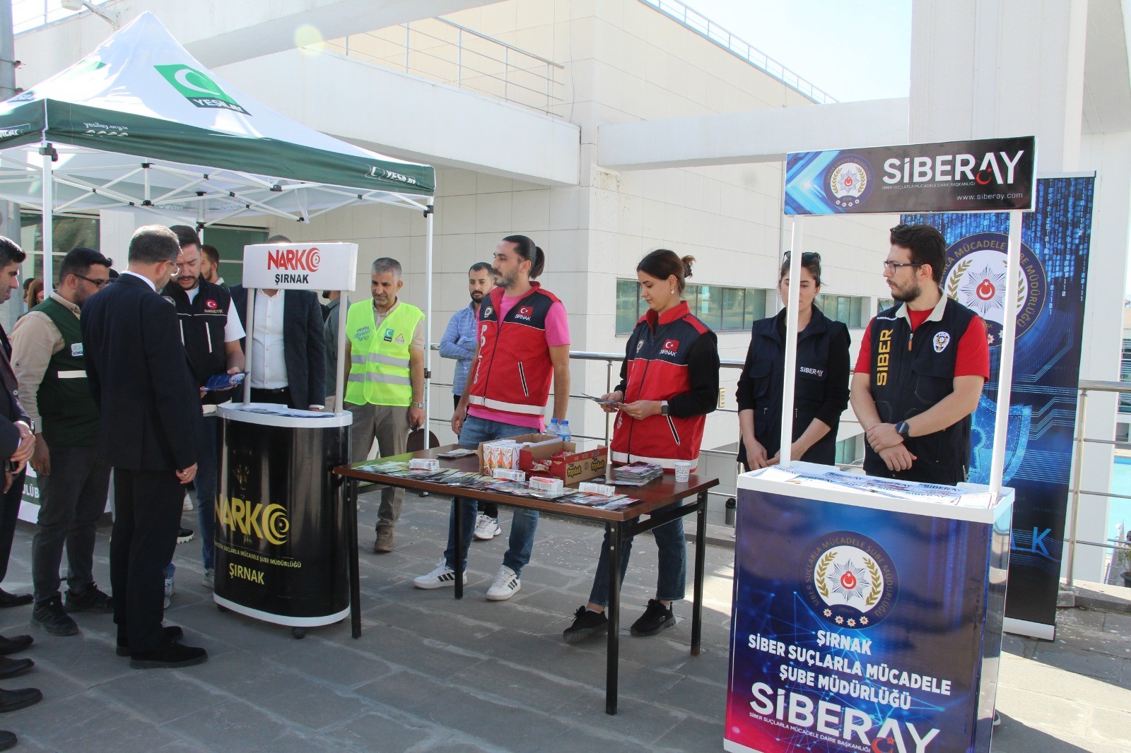 Şırnak Polisi Üniversitelileri Uyardı ?