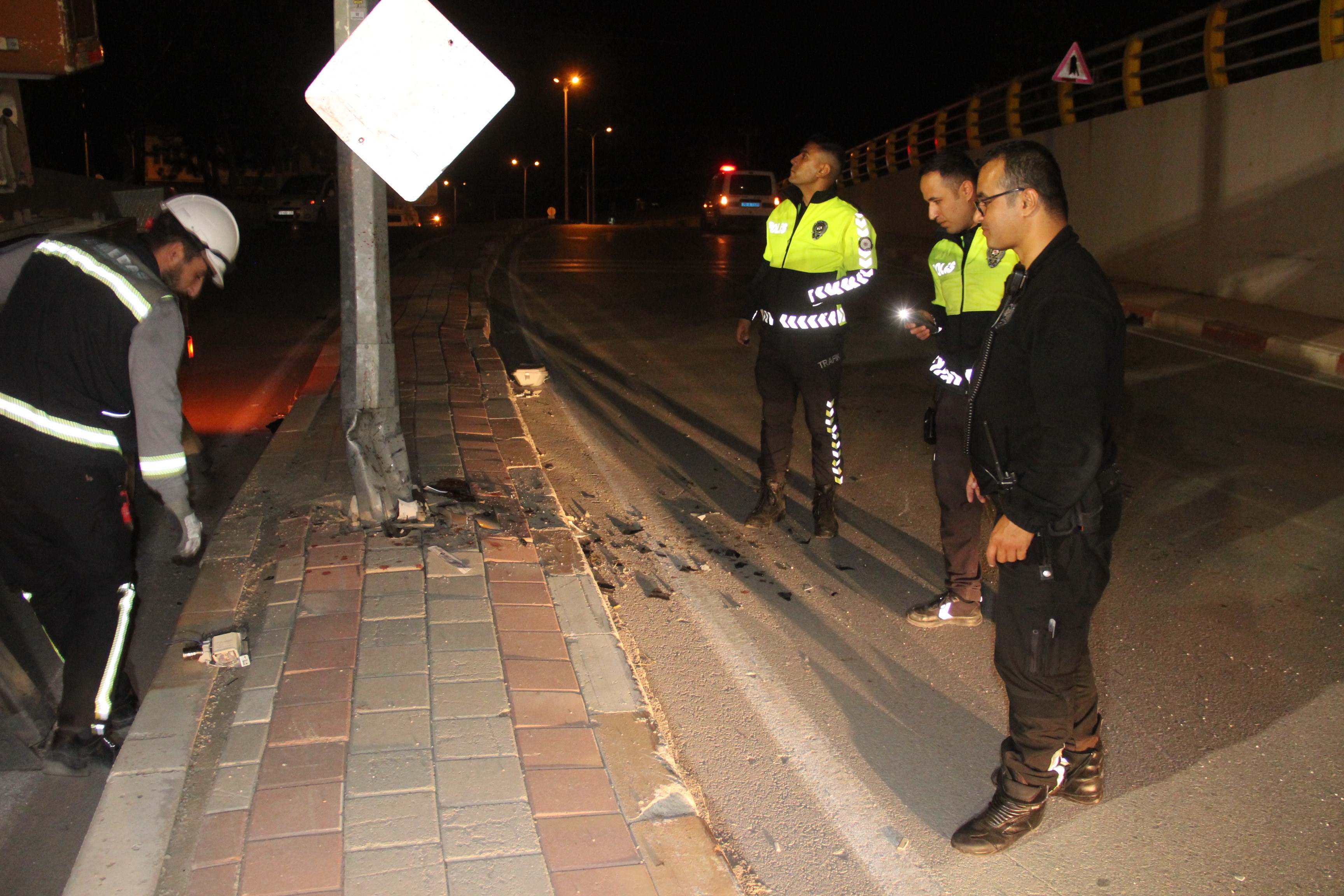 Direğe çarptı, canından oldu