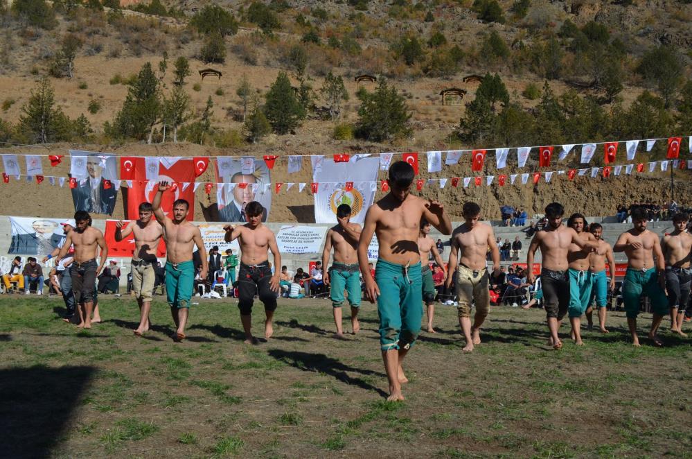 Yusufeli 73. Geleneksel Karakucak Güreşleri