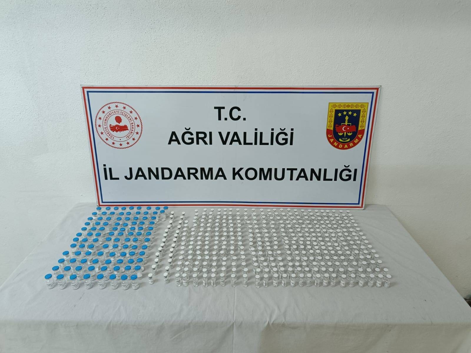 1 milyon liralık kaçak botoks malzemesi ele geçirildi
