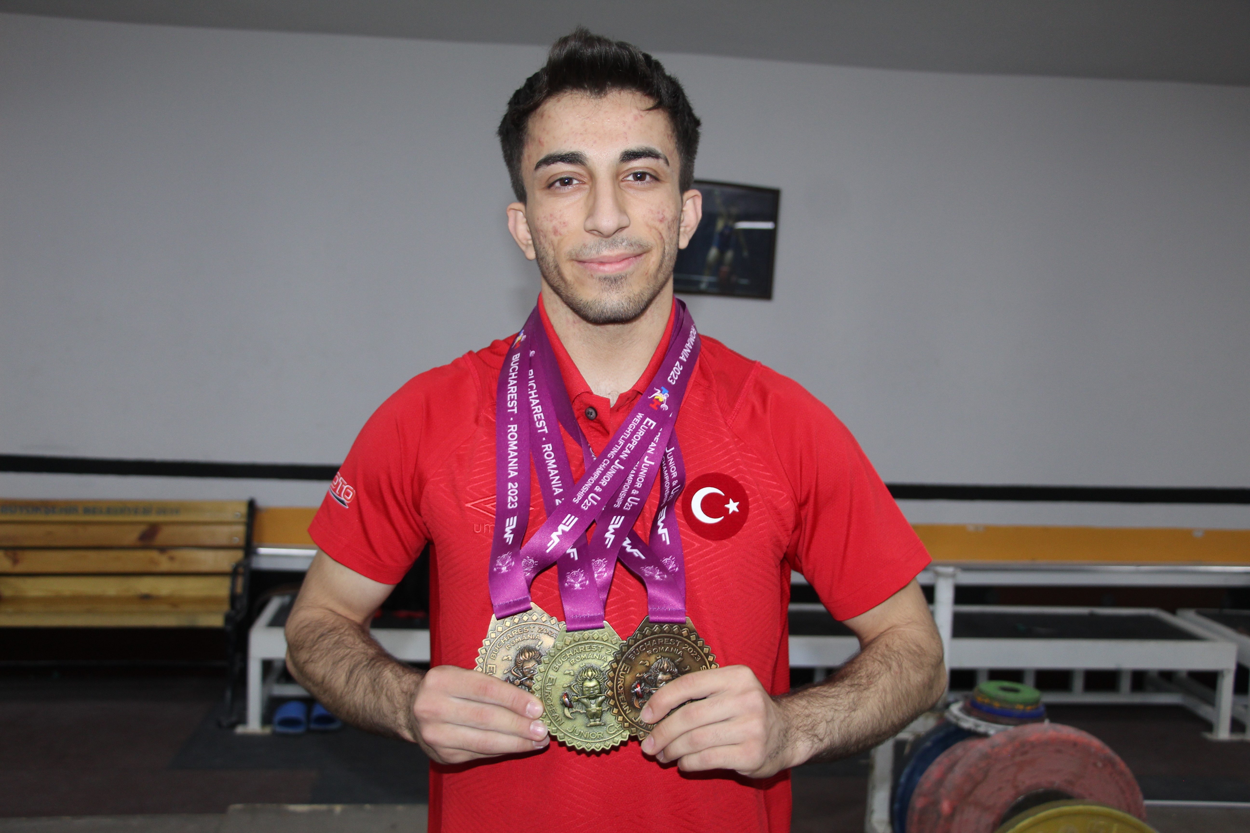 Şırnaklı milli haltercinin hedefi dünya şampiyonası