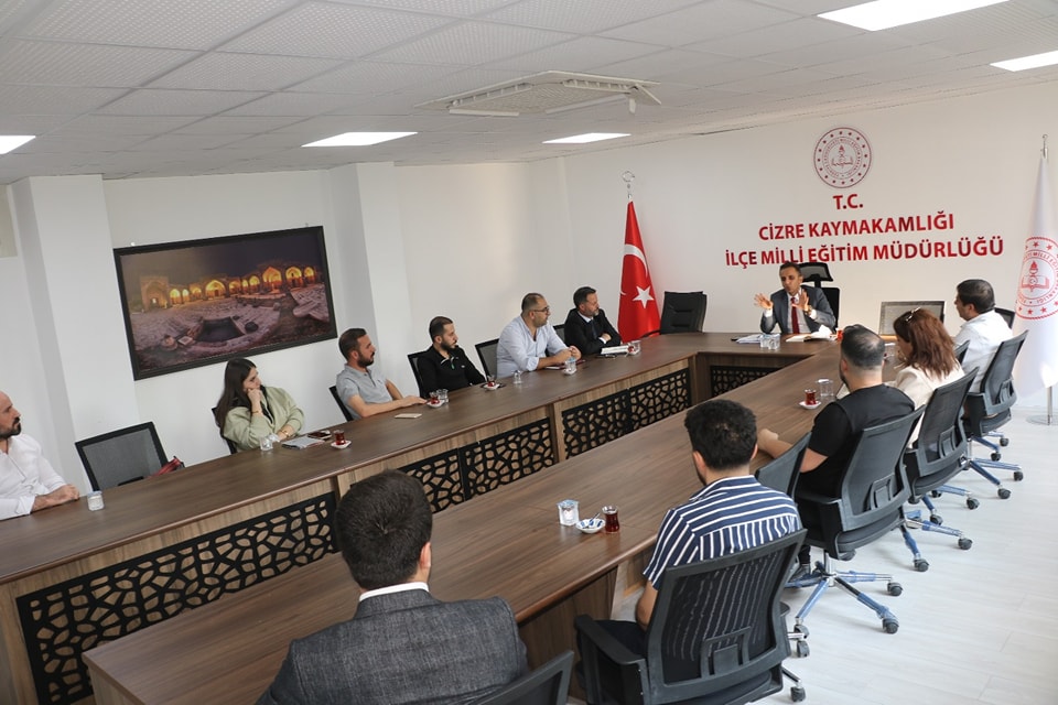 Şube Müdürü Gayirinal, Özel Eğitim Kurumu Müdürleri ile görüştü