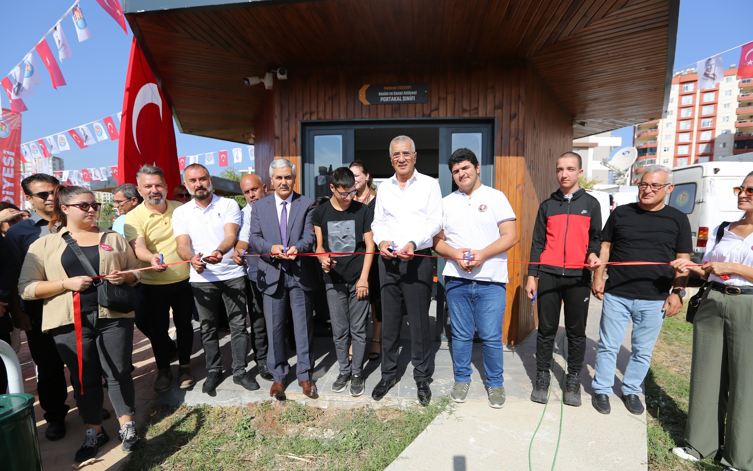 "Özel çocuklar"için Otizm Köyü açıldı