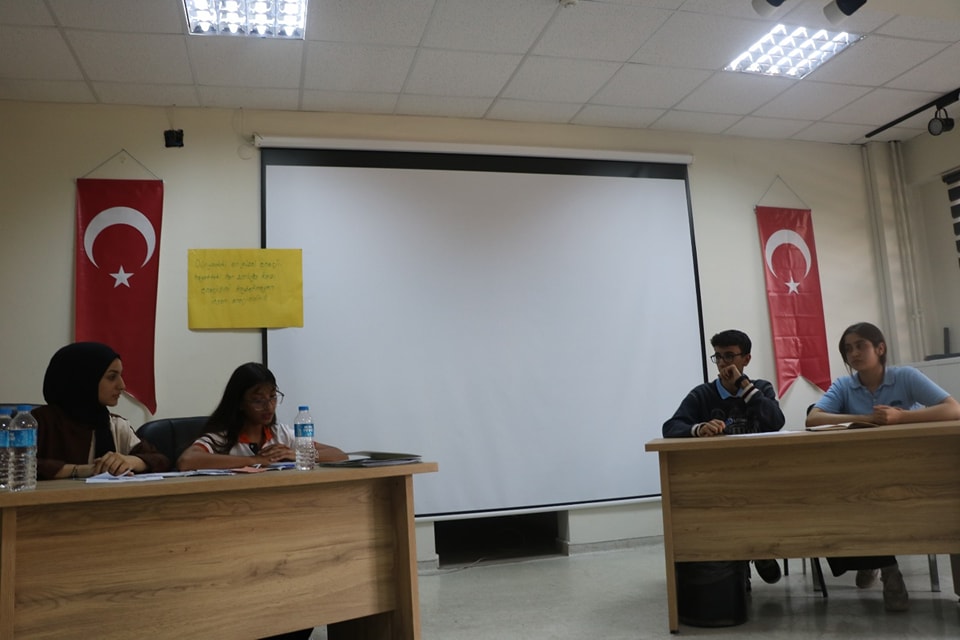 Cizre’de Liseler Arası Münazara Yarışması