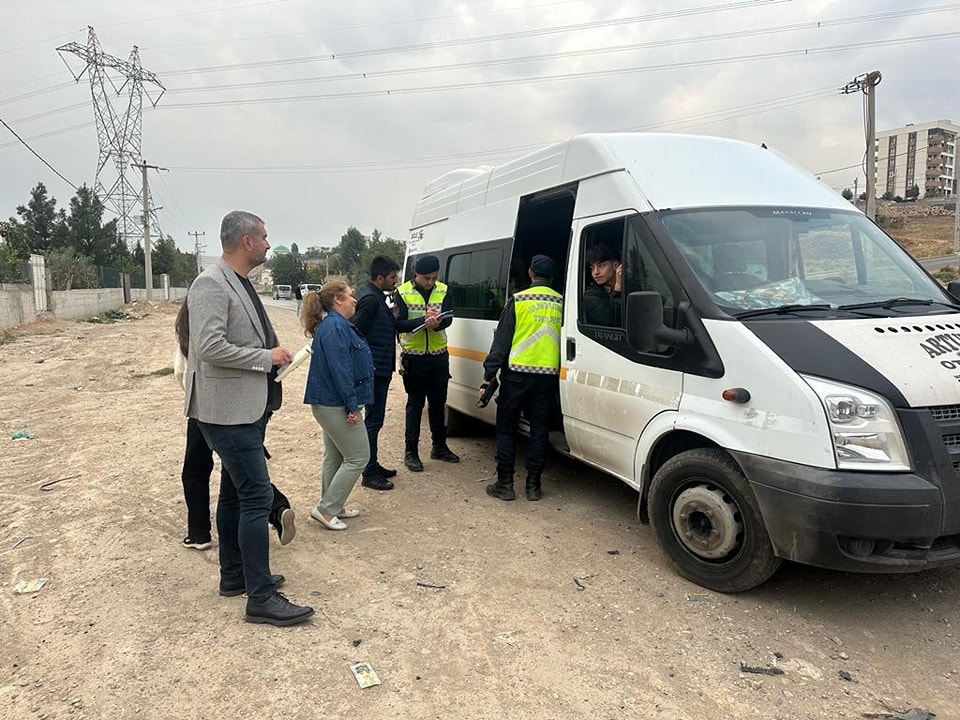 Cizre’de Öğrenci Servisleri denetlendi